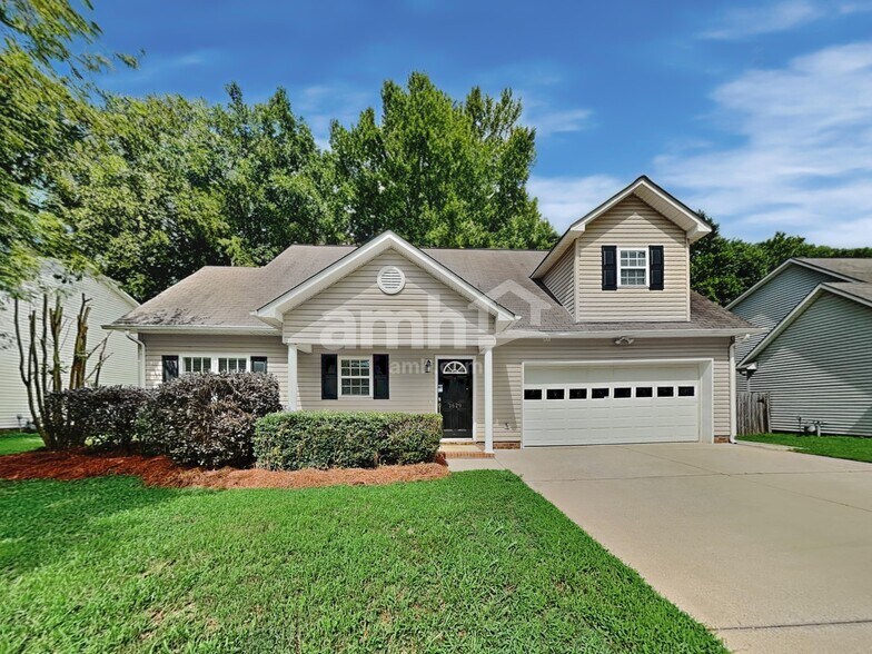 Primary Photo - 1629 Hawkcrest Ln