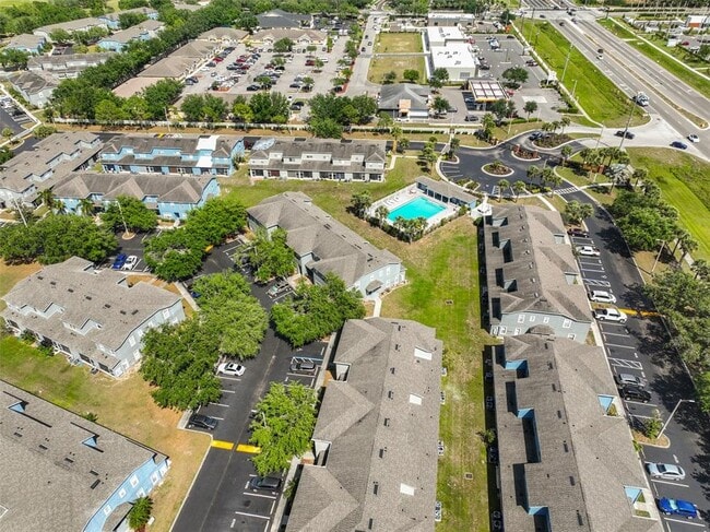 Building Photo - 6713 Lake Rochester Ln