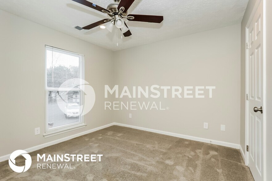 Building Photo - 1309 Cadogan Way