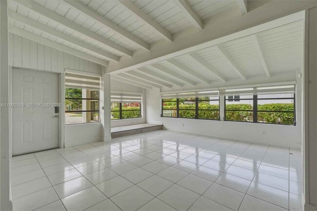 Building Photo - 3825 SW 33rd St