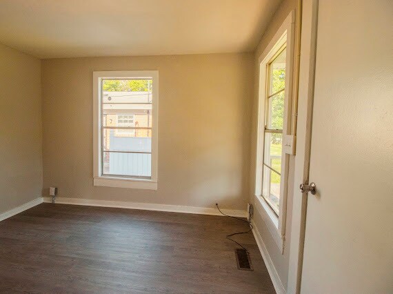 Building Photo - 3708 42nd Ave N