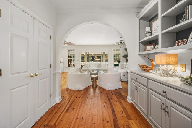 Building Photo - 21 Wallace Pate Dr