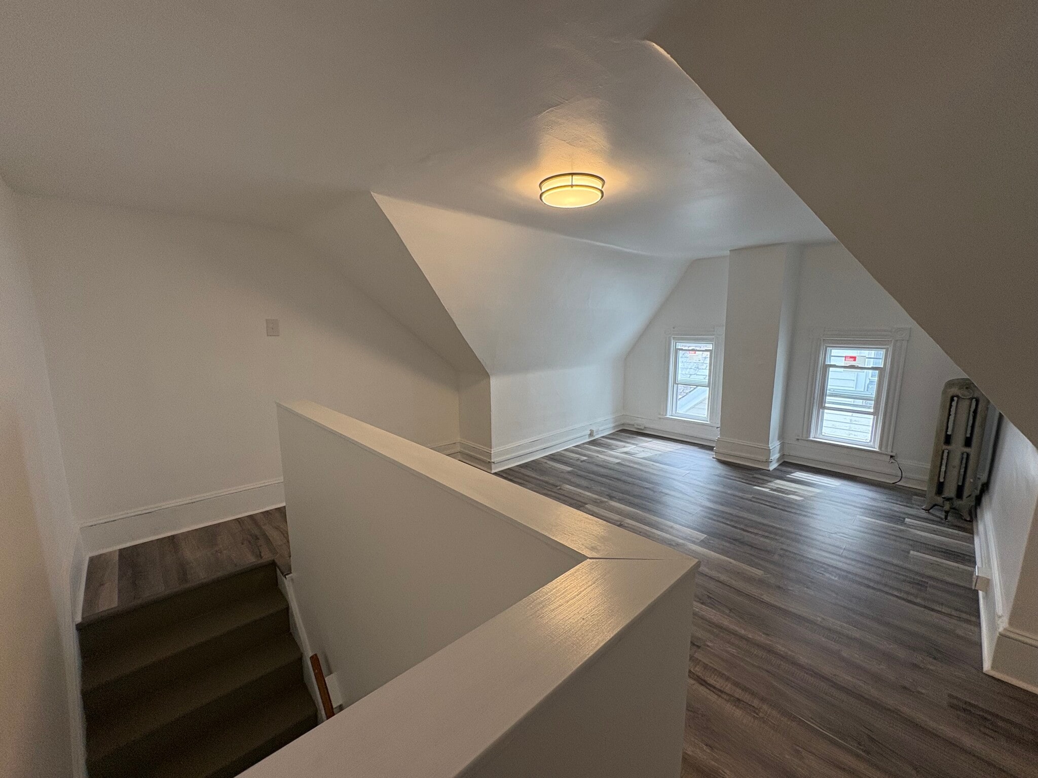 Flexible living space perfect for office , potential 3rd bedroom, playroom, workout space - 334 Cypress St