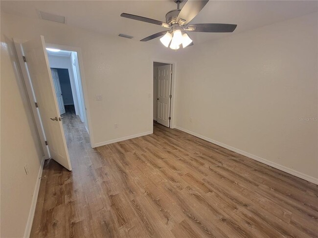 Building Photo - 8783 SE 157th Pl