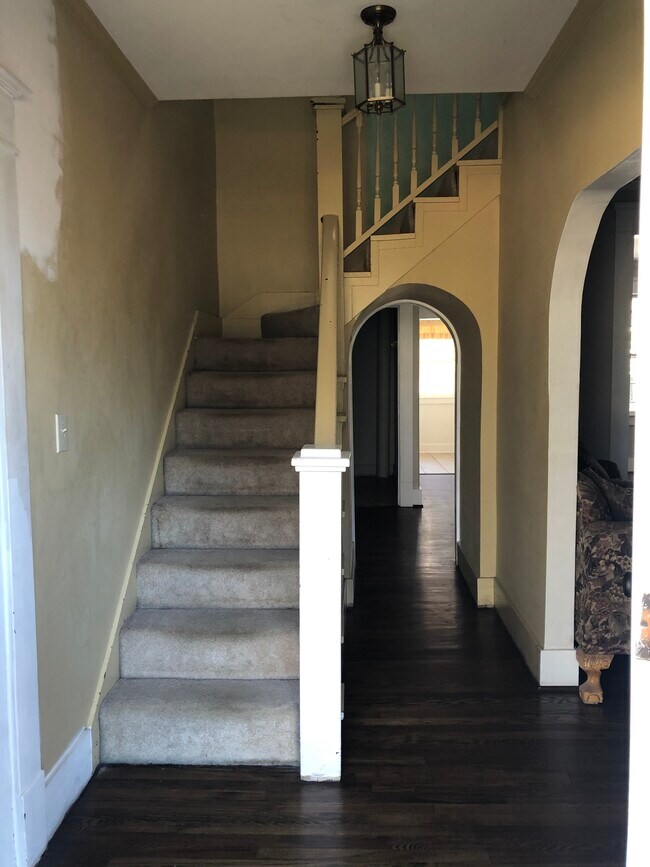 Building Photo - 314 Pleasant Home Rd