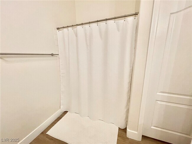 Building Photo - 3451 Desert Cliff St