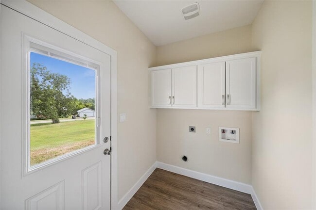 Building Photo - 14107 Overstreet Dr