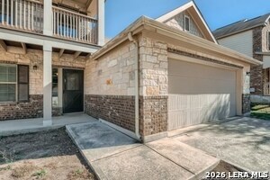 Building Photo - 366 Maple Way