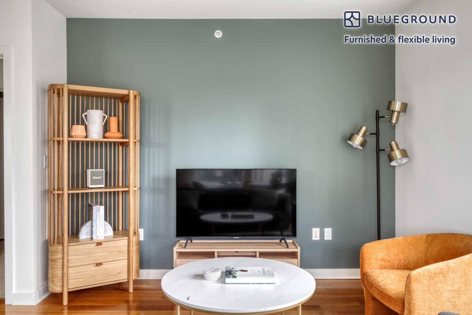 Building Photo - 10301 NE 10th St