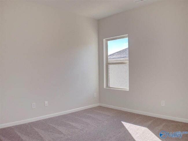 Building Photo - 105 Fern Valley Ct NW