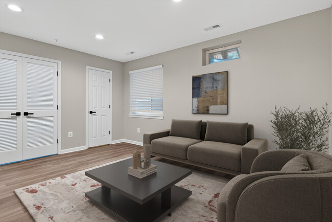 Building Photo - 7047 Water Oak Rd