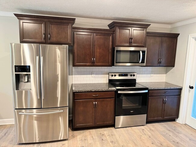 Building Photo - 1057 Brightwood Ct