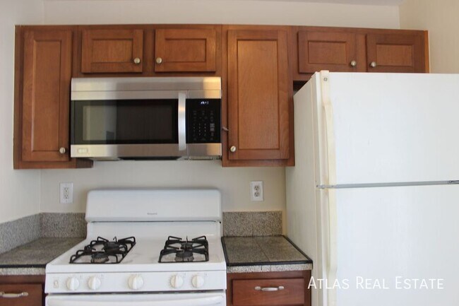 Building Photo - 1536 Uinta St