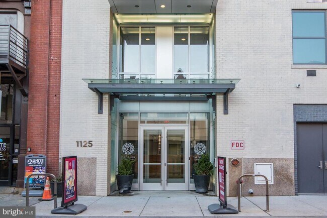 Primary Photo - 1125 Sansom St