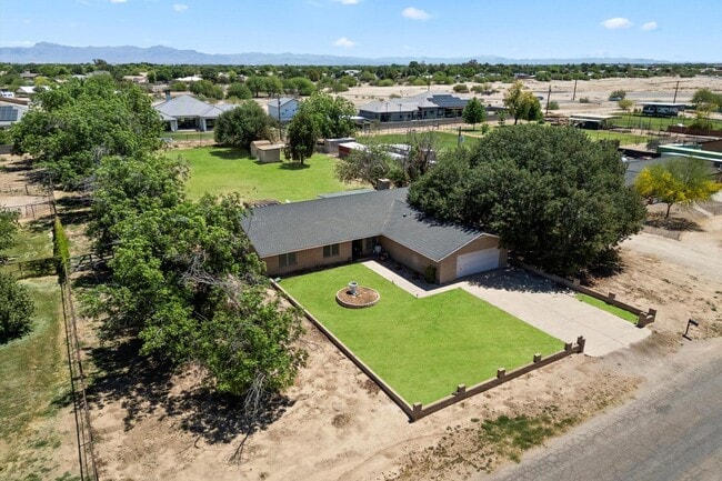 Building Photo - 23265 Vía Del Arroyo