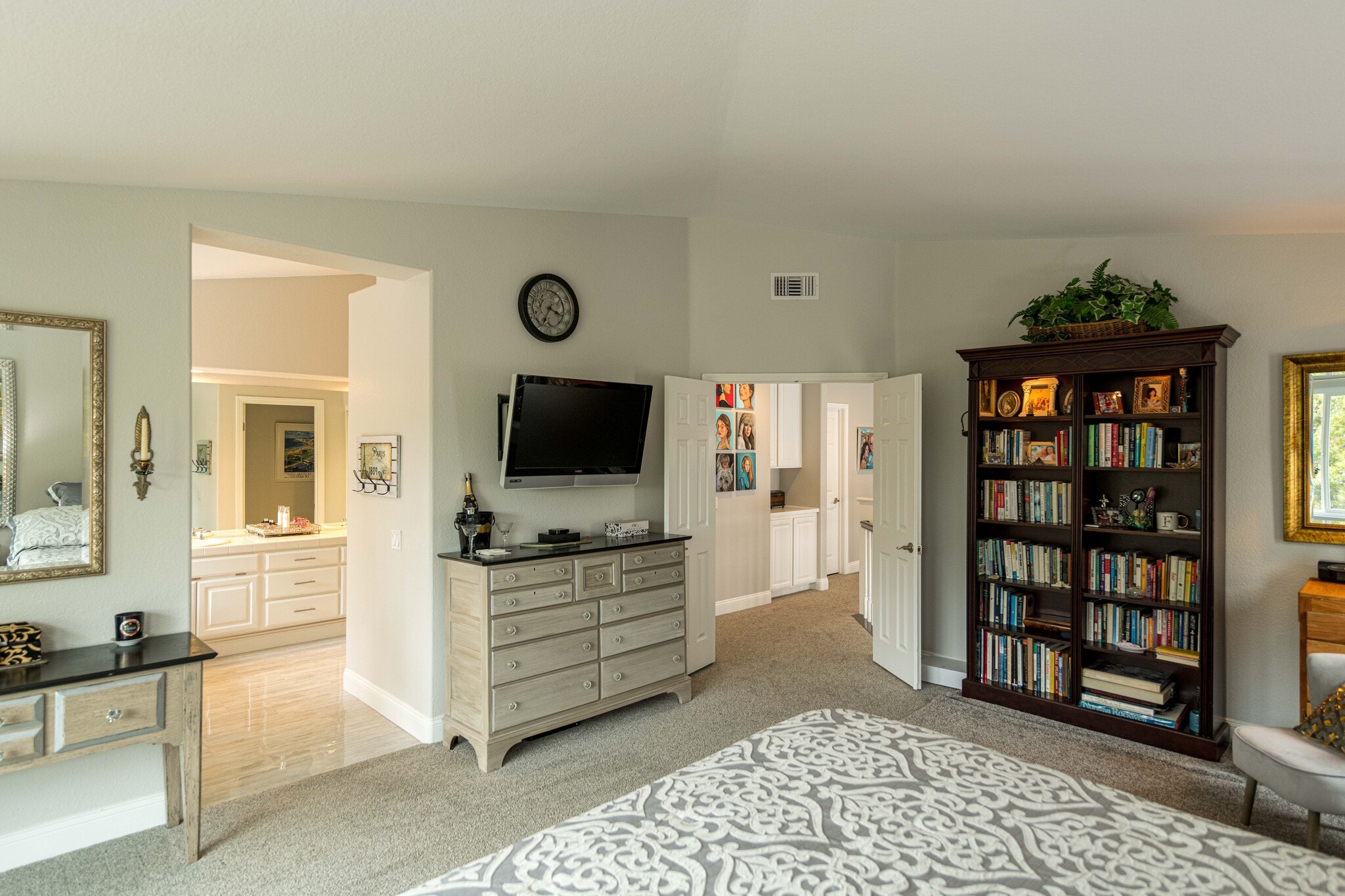 Building Photo - 4623 Da Vinci St