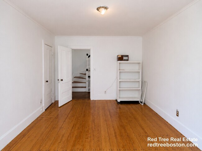 Building Photo - 45 N Beacon St