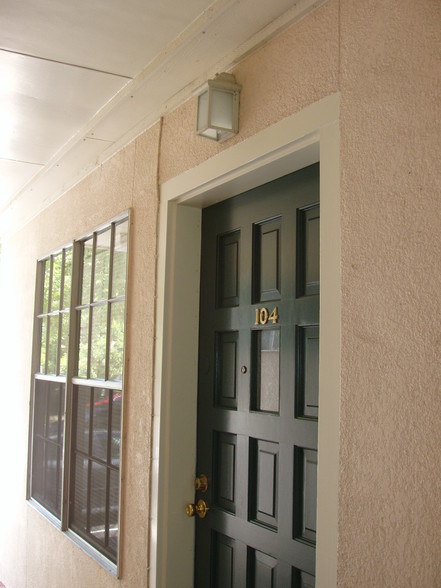 Entry - 1400 Rio Grande Apartments