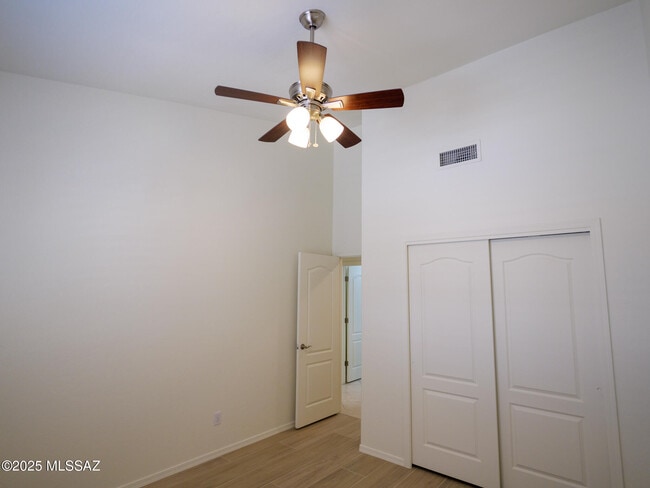 Building Photo - 6831 W Rifle Way