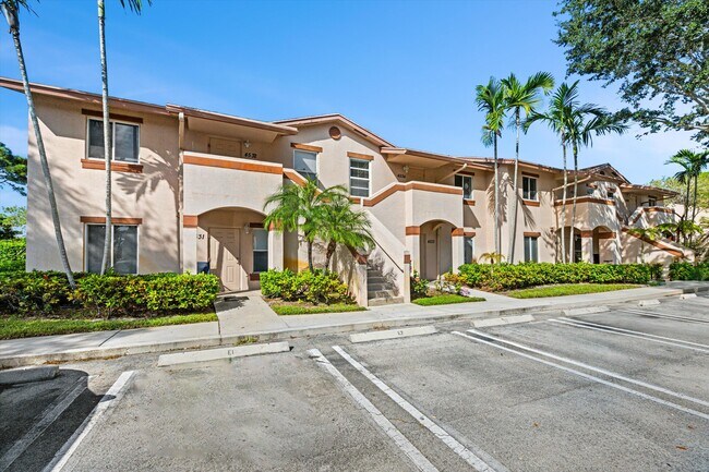 Building Photo - 4534 Oak Terrace Dr