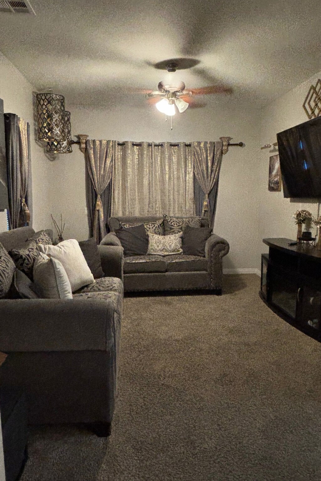 Building Photo - 17748 W Mandalay Ln