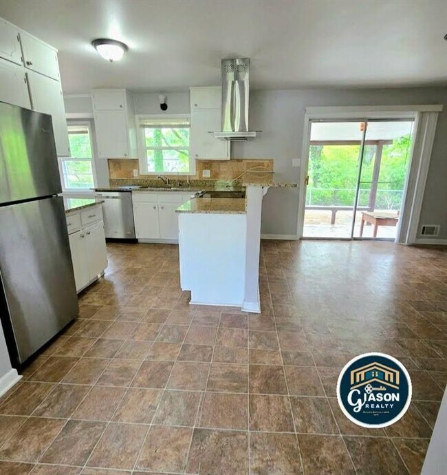 Building Photo - 1227 Dove Ct