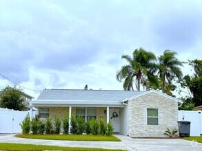 Building Photo - Winter Park Gem! Lovely Single Family Home...