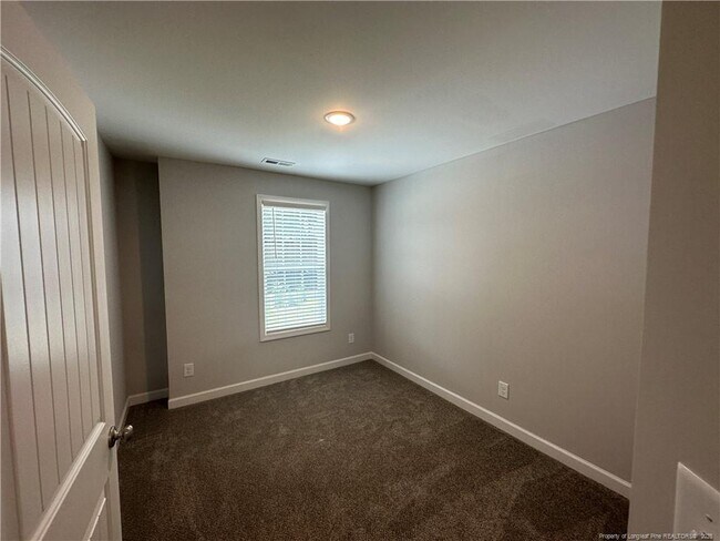 Building Photo - 348 Bahama Loop