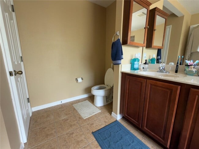 Building Photo - 2552 Aventurine St