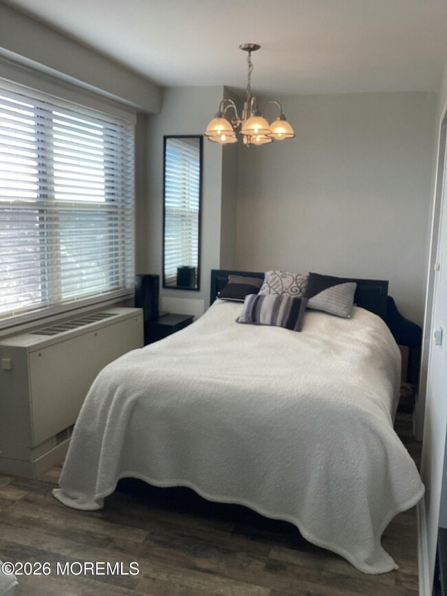 Building Photo - 28 Riverside Ave