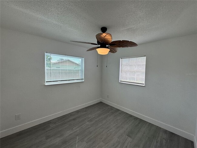 Building Photo - 1718 Palmer Ln