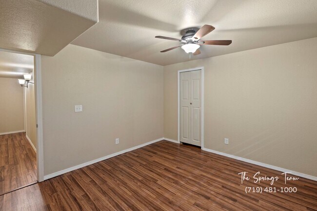 Building Photo - SPACIOUS SIX (6!!!) BD HOME IN LORSON RANCH!