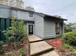 Building Photo - Available 8/1. Beautiful FURNISHED End-Unit Townhome in Central Mt Pleasant!