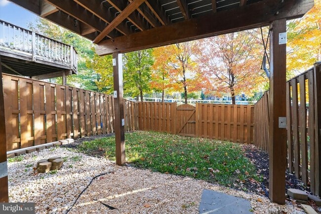 Building Photo - 21748 Kings Crossing Terrace