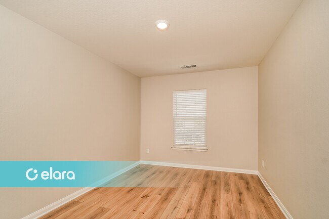 Building Photo - 332 Sunnymeade Ln