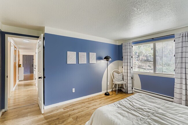 Building Photo - 77 Galen St