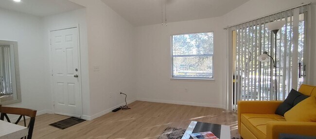 Building Photo - 12540 Equestrian Cir