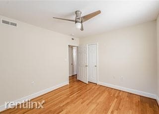 Building Photo - 2 br, 2 bath House - 19 W Locke Ln Unit U3