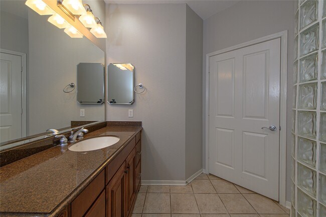 Building Photo - 58 S Plum Crest Cir