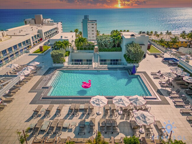 Building Photo - 777 N Ocean Dr