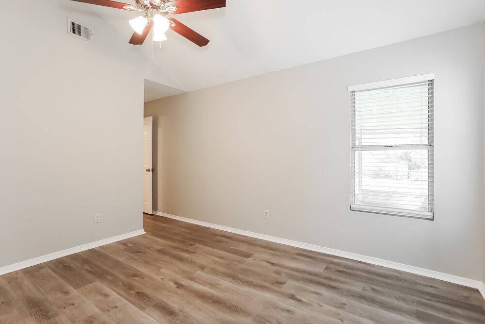 Building Photo - 5966 Lazy Meadow Ct