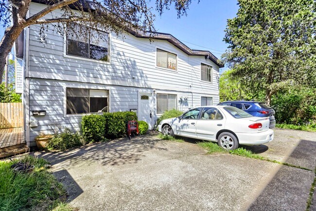 Building Photo - 4506 3rd Ave NW