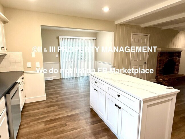 Building Photo - 9425 Carter Dr