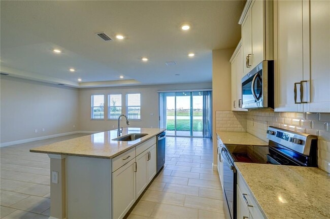 Building Photo - 17719 Gulf Rnch Pl