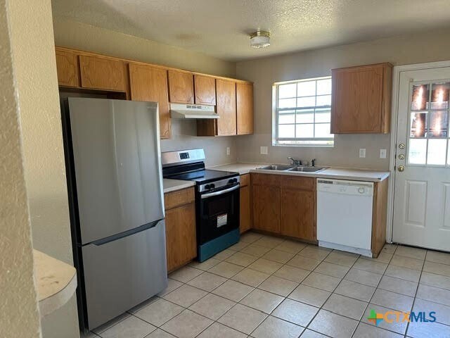 Building Photo - 3804 Gus Dr