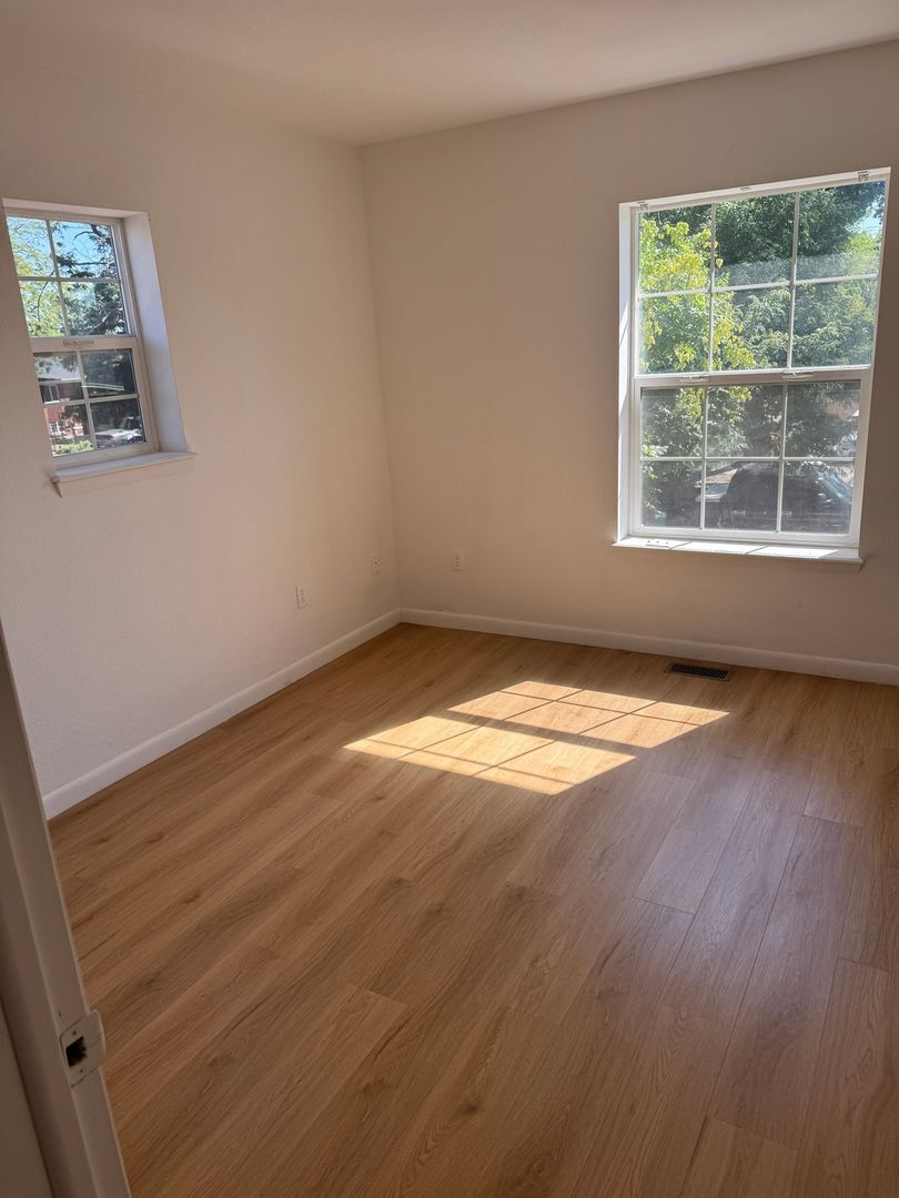 Building Photo - 1605 Boston St