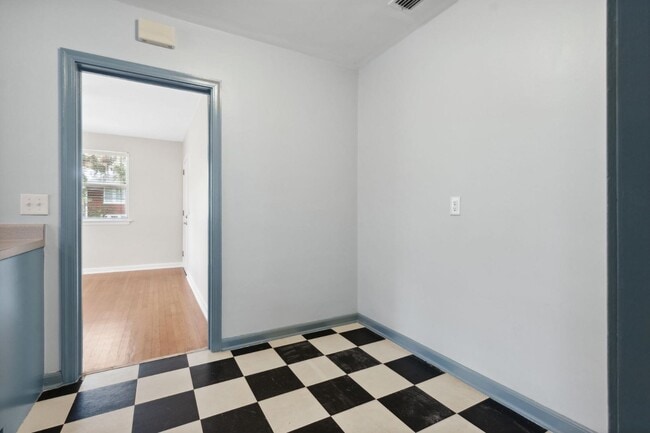 Building Photo - 3582 Hedrick St
