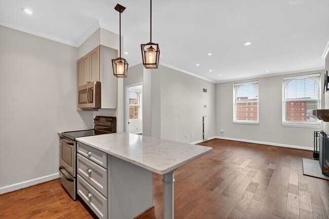 Building Photo - Available Now! Beautiful 1 Bedroom Off U S...