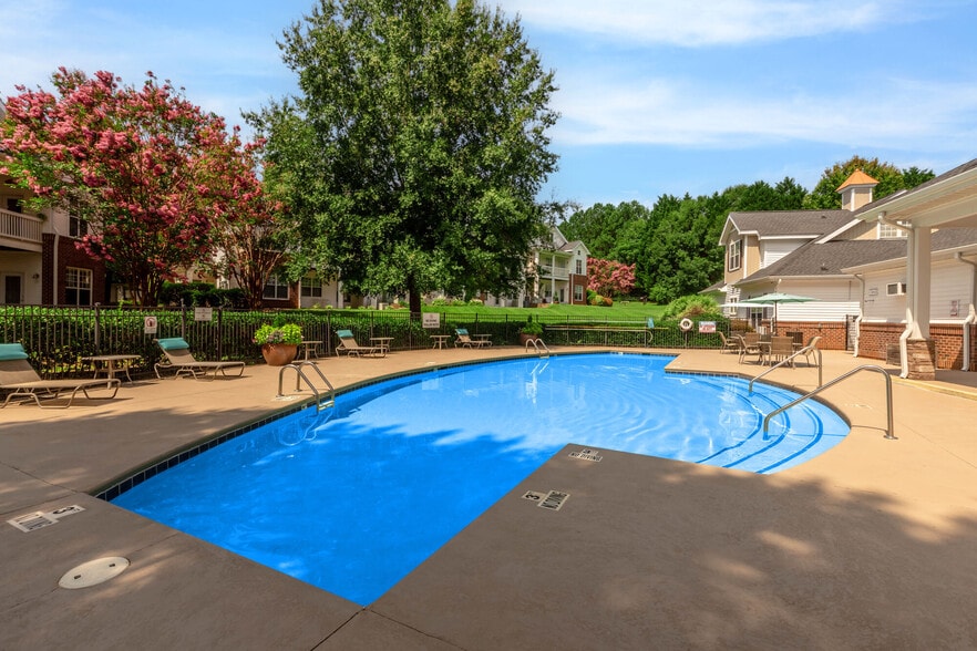 Building Photo - Camellia