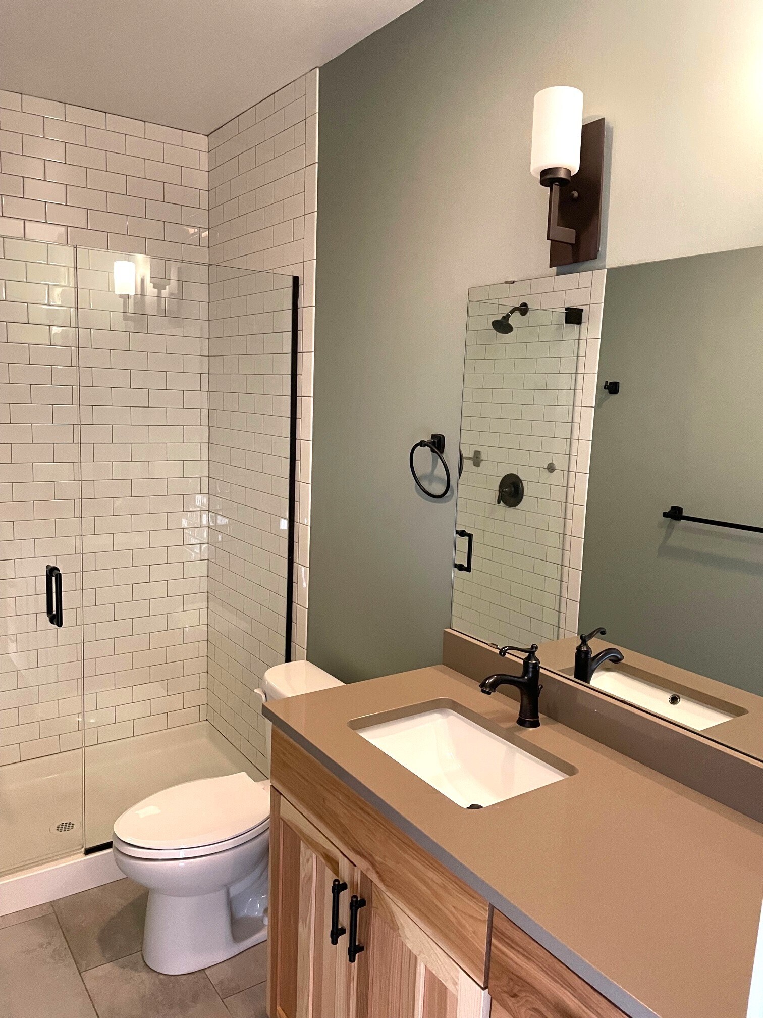 Building Photo - 2311 E John St